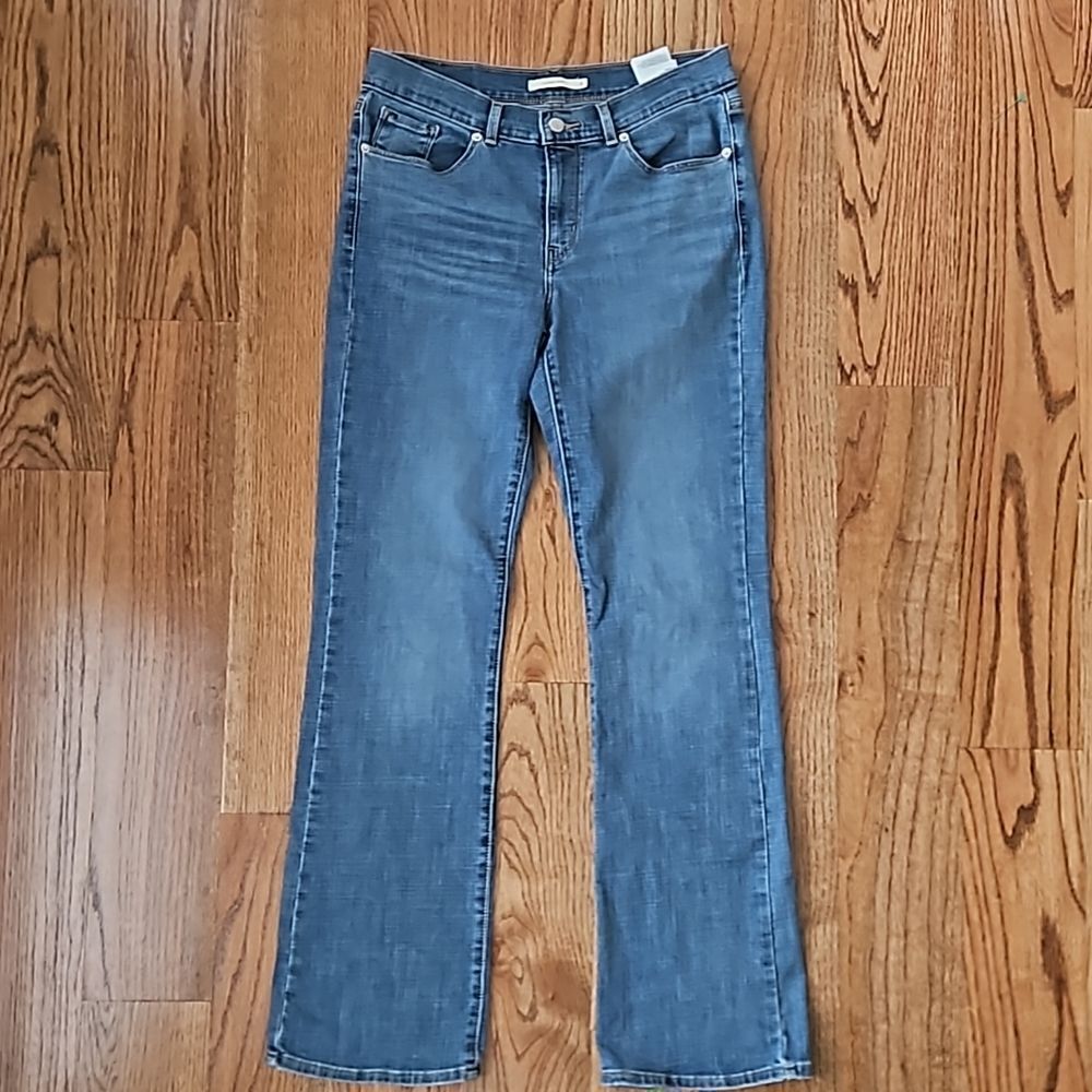 LEVI'S Medium Wash Classic Boot Jeans, Size 8